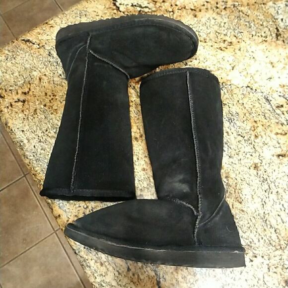 UGG 5815 Womens Classic Tall Sheepskin Lined Winter Boots Black Suede Size 6 - Picture 9 of 12